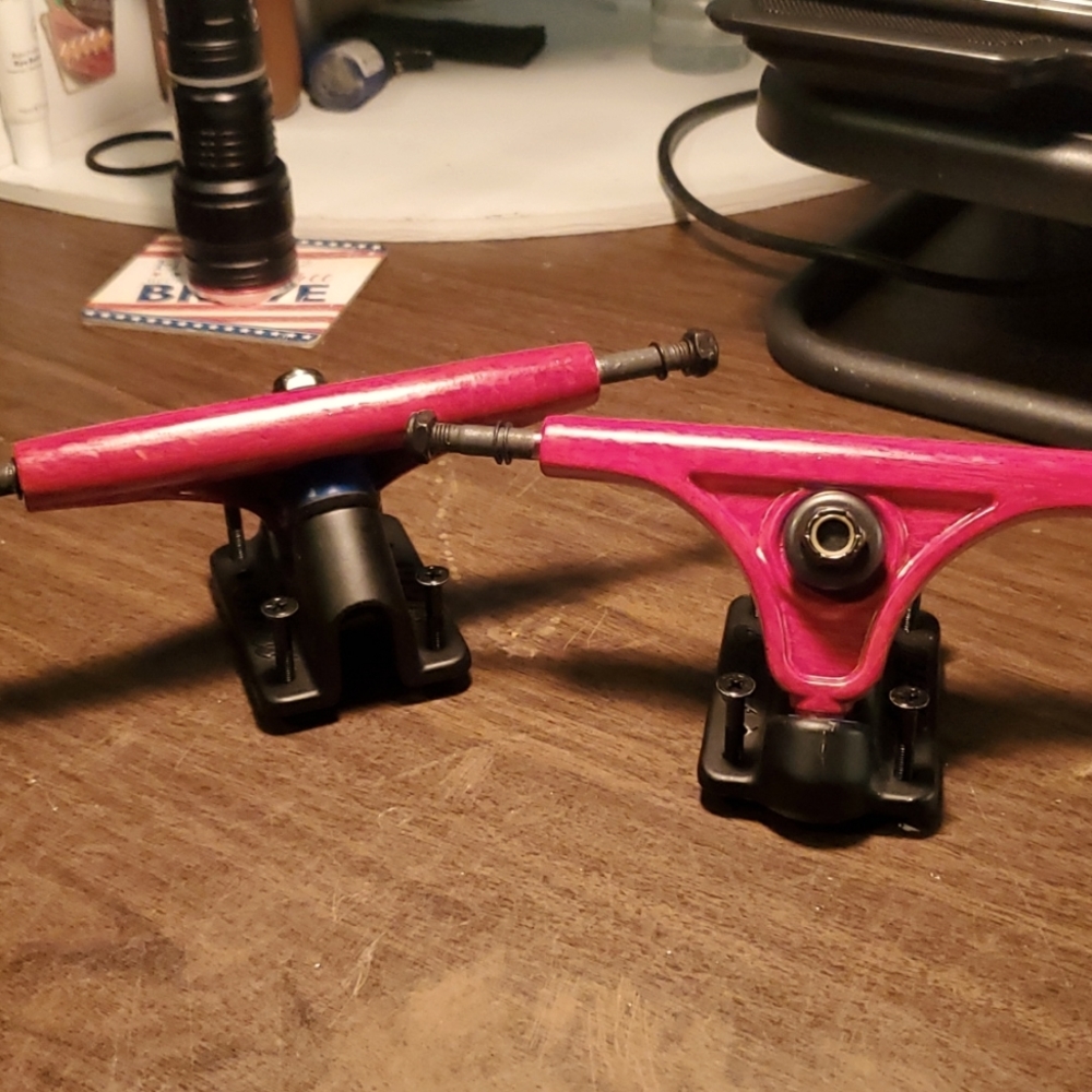 Slant/Globe Skateboard trucks 150mm wide!